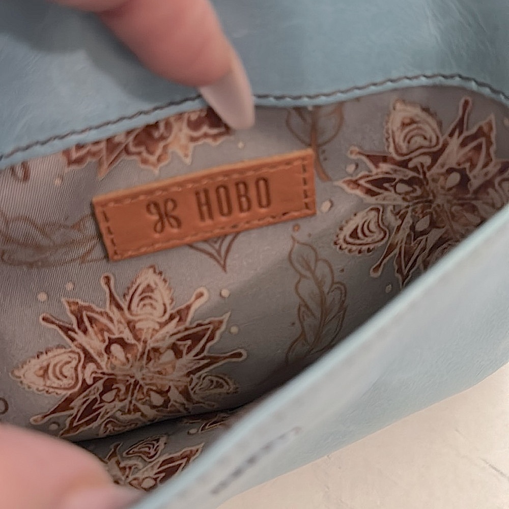 Women's Hobo International Glade Leather in Mist Blue NWOT - Picture 9 of 15